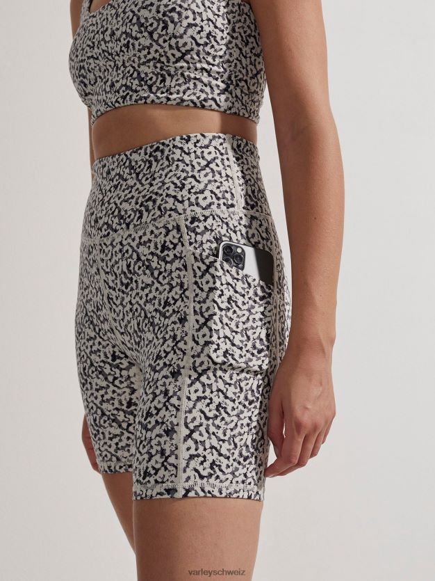 Bekleidung Birkenmischung Gepard Frauen Varley Lass uns gehen, Taschenshorts 7" 8J4JZN312
