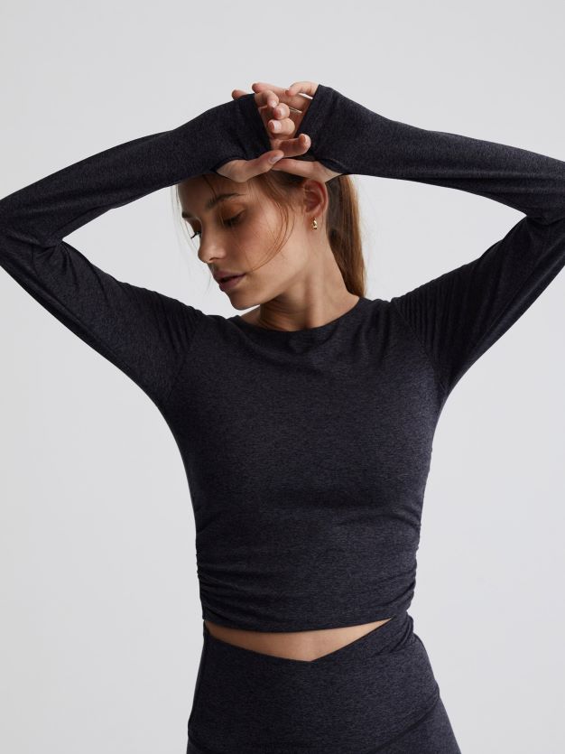 Bekleidung schwarzer Mergel Frauen Varley Immer warmes, kurz geschnittenes Sloan-T-Shirt 8J4JZN222